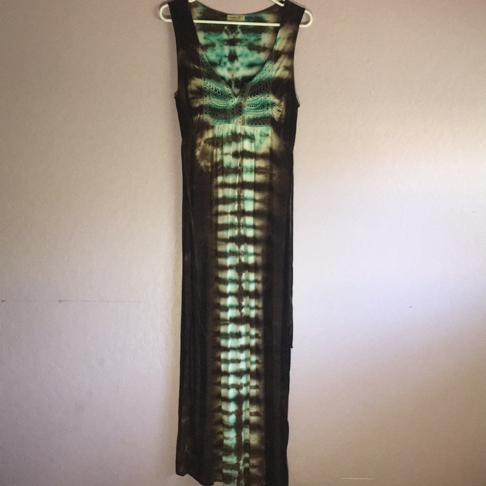 Live and let live tie dye maxi.